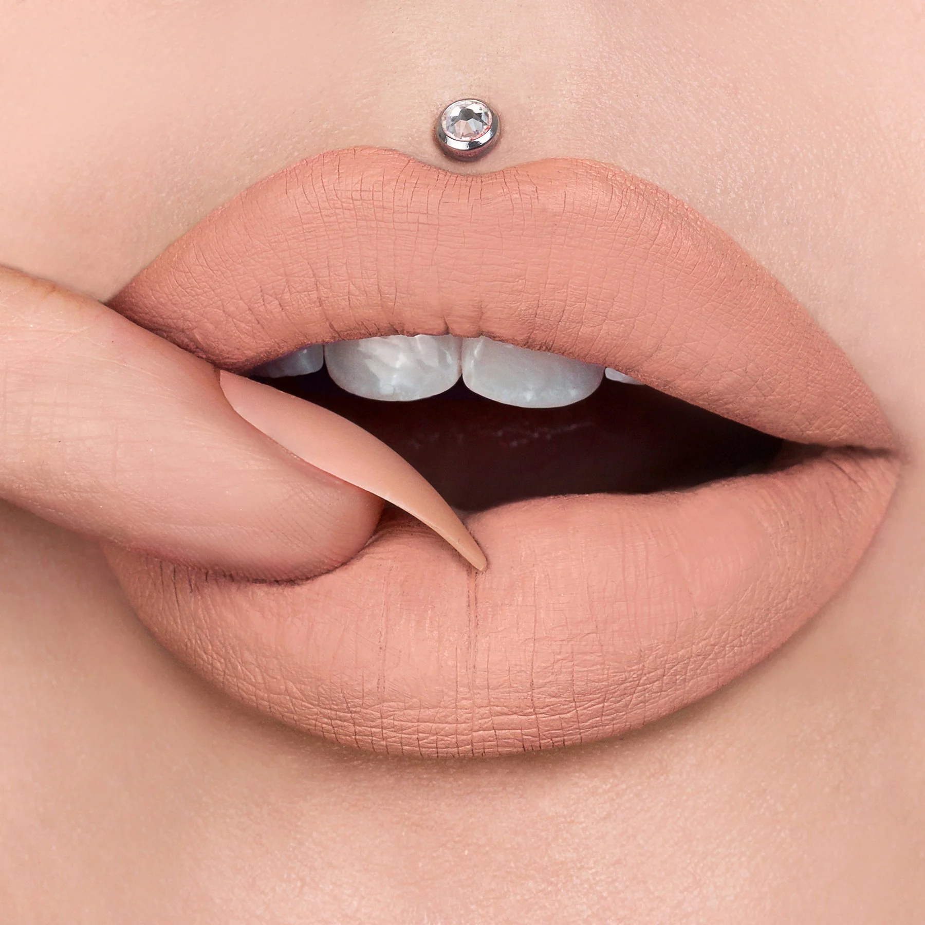 123-velour-liquid-lipstick-10.webp Velour Liquid Lipstick