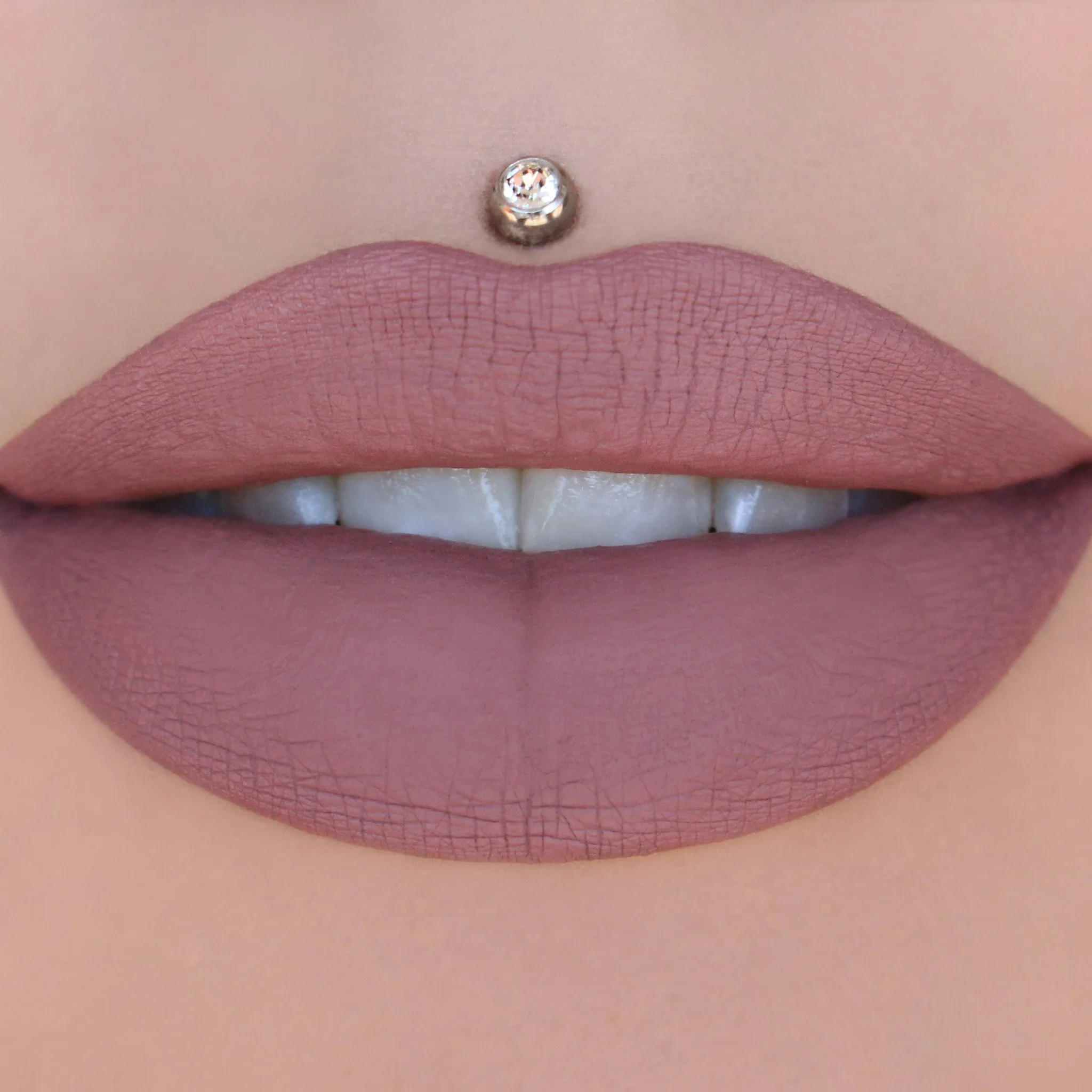123-velour-liquid-lipstick-14.webp Velour Liquid Lipstick