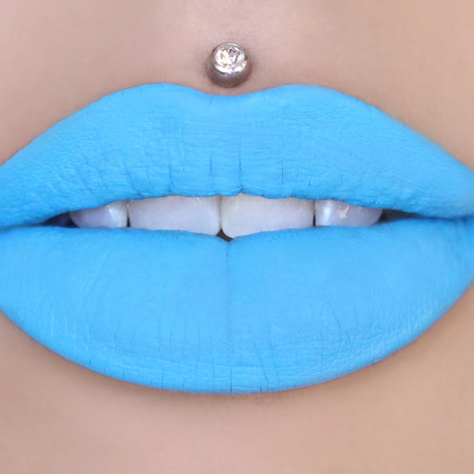 123-velour-liquid-lipstick-29.webp Velour Liquid Lipstick