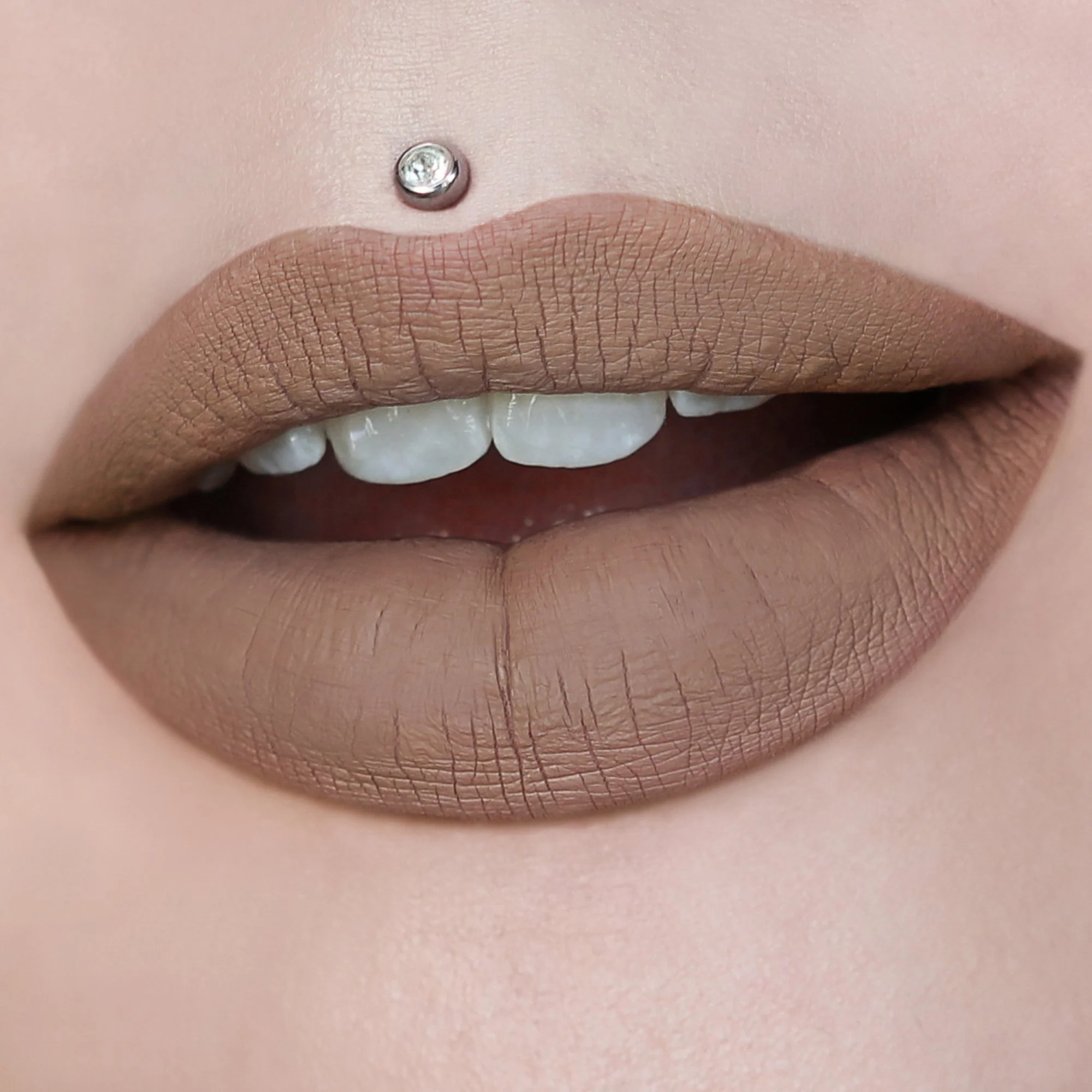 123-velour-liquid-lipstick-6.webp Velour Liquid Lipstick