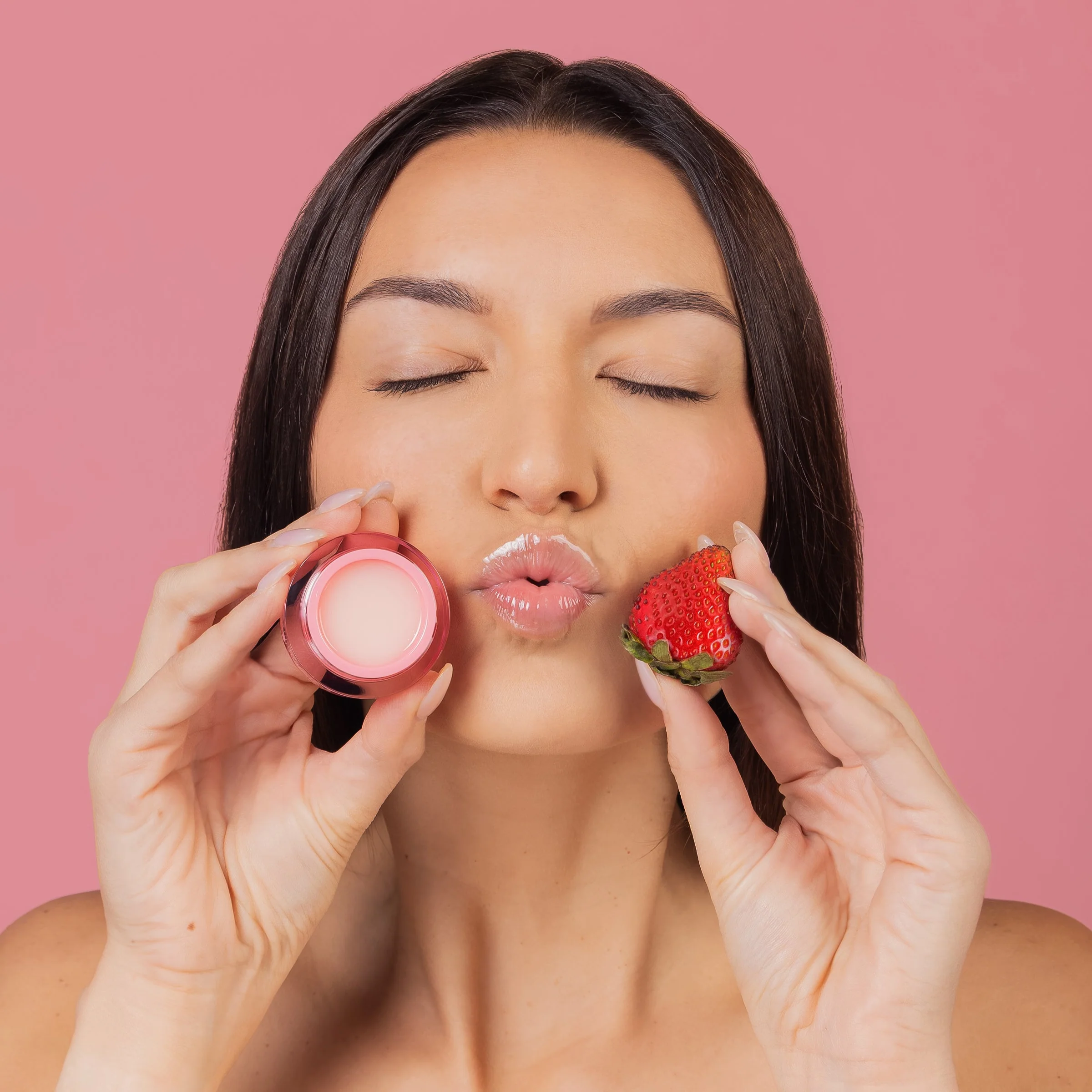 260-the-revive-lip-mask-8.webp The Revive Lip Mask