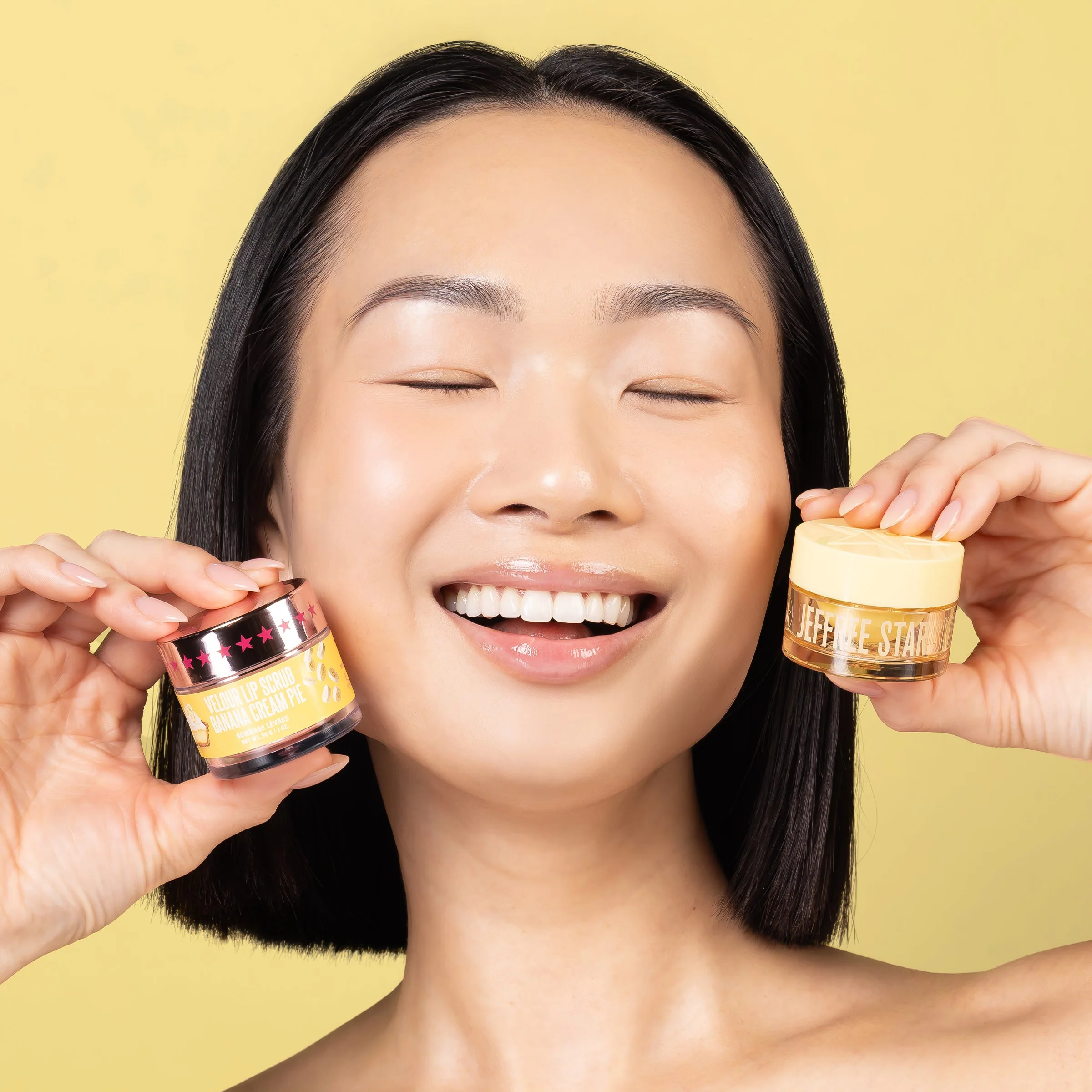 559-ultimate-banana-skincare-bundle-3.webp Ultimate Banana Skincare Bundle